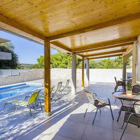 Holiday home Vesa Sevid