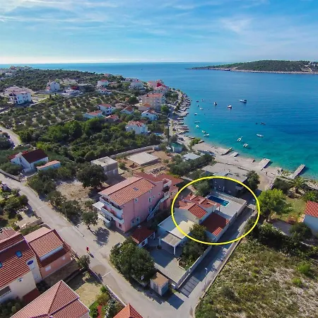 Vesa Holiday home